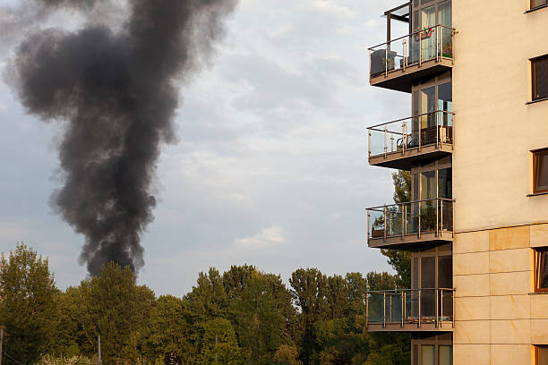 incendio fumo nero