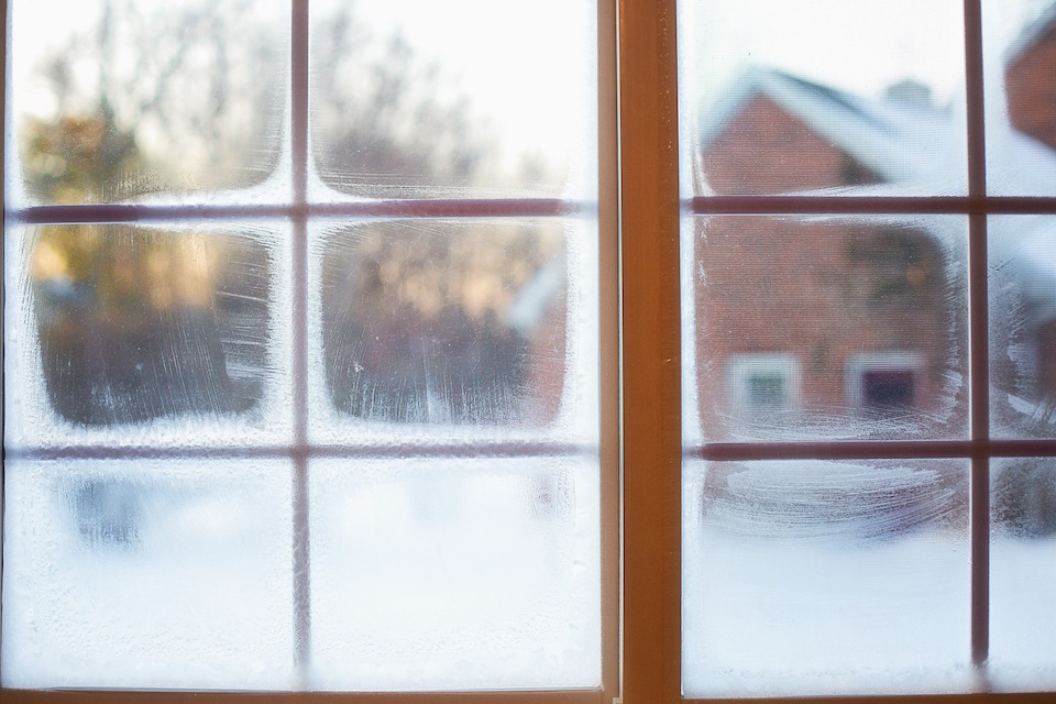 Come prevenire il ghiaccio sulle finestre
